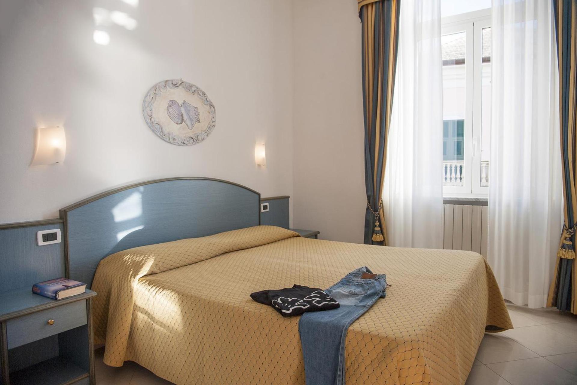 Hotel Villa Centa Varazze Eksteriør bilde